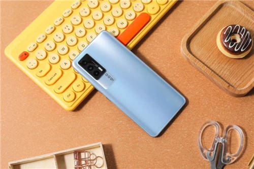 「iQOO 京曝新品日」活動完美收官！多款新品戰(zhàn)績喜人