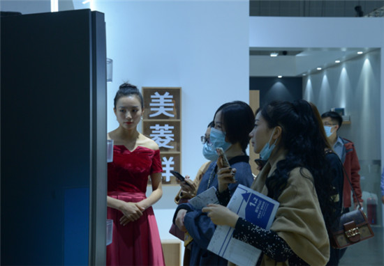 從技術(shù)進(jìn)口到標(biāo)準(zhǔn)引領(lǐng)，美菱M鮮生冰箱AWE引追捧