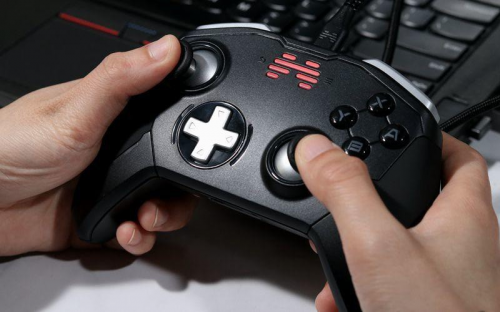 玩怪物獵人崛起只能用switch pro手柄？ 北通宙斯精英或更適合玩家！