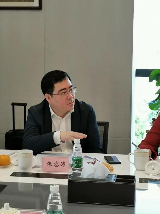 大自然家居研究院和中國林科院木工所聯(lián)合研發(fā)的新產(chǎn)品達到國際先進水平