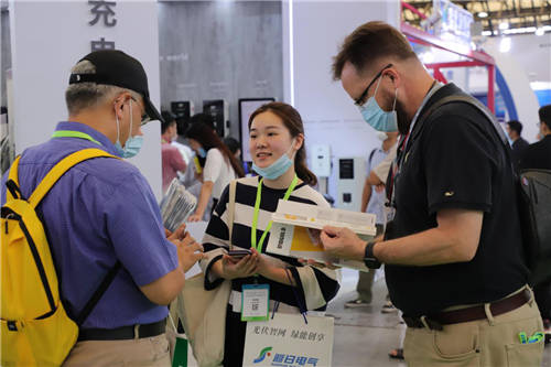 萬象更新：充電樁萬億市場“風向標”看八月上海盛會！