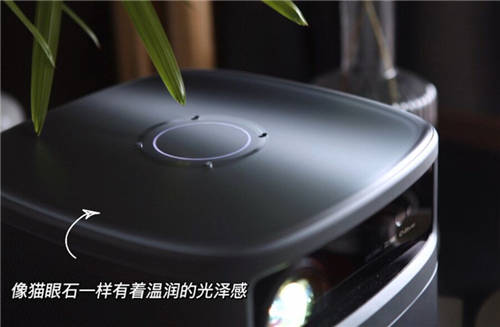 機(jī)皇爭(zhēng)奪戰(zhàn)：極米H3S對(duì)比堅(jiān)果J10
