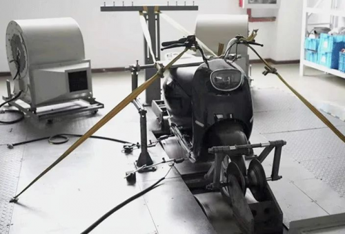 愛瑪電動(dòng)車真正讀懂消費(fèi)者，百公里·不充電引擎MAX成就爆款！