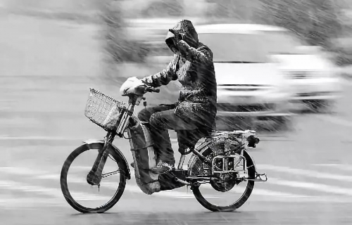 冬季電動車續(xù)航少？愛瑪電動車“引擎MAX”讓你騎更遠不怕沒電！