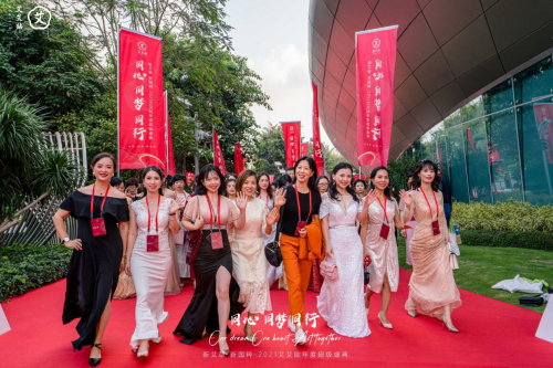 唐嫣最新代言發(fā)布，攜手國貨養(yǎng)生品牌艾艾貼