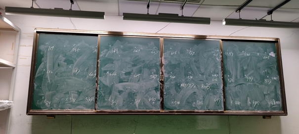 雷士照明攜“智慧校園”亮相教育裝備展，守護青少年光健康未來