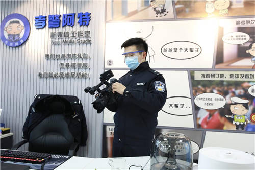 95后民警抖音拍真實抓捕罪犯故事，“抓粉絲“短視頻斬獲千萬粉絲