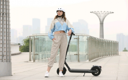 520馬上來(lái)臨，不如送一輛電動(dòng)滑板車給你的TA吧