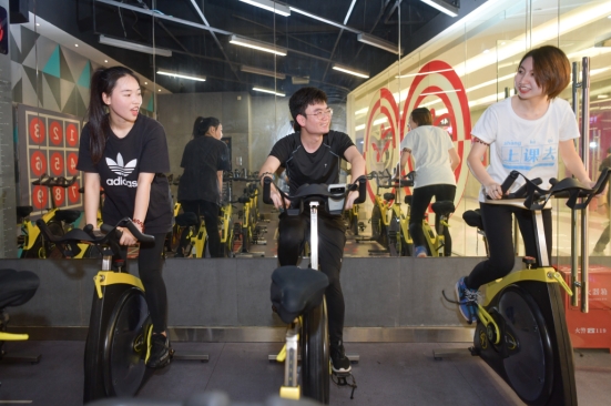 新職業(yè)故事：作業(yè)幫三個95后輔導老師在成都