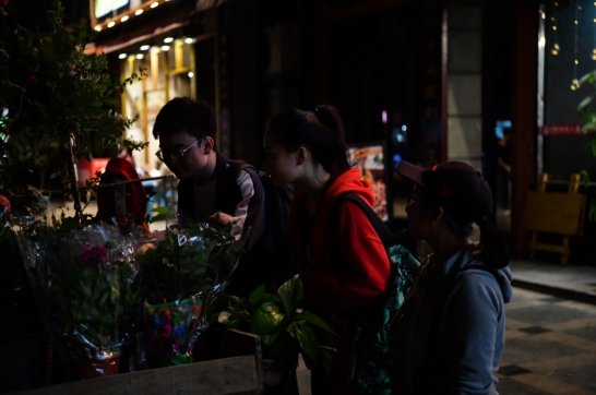 新職業(yè)故事：作業(yè)幫三個95后輔導老師在成都