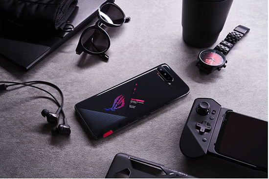 游戲手機標(biāo)準(zhǔn)界定線來襲 ROG 5一只腳踏入“硬核游戲手機”