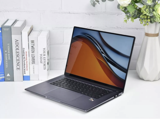 移動辦公新利器，ThinkBook 16p與同類機型相比有哪些優(yōu)勢？