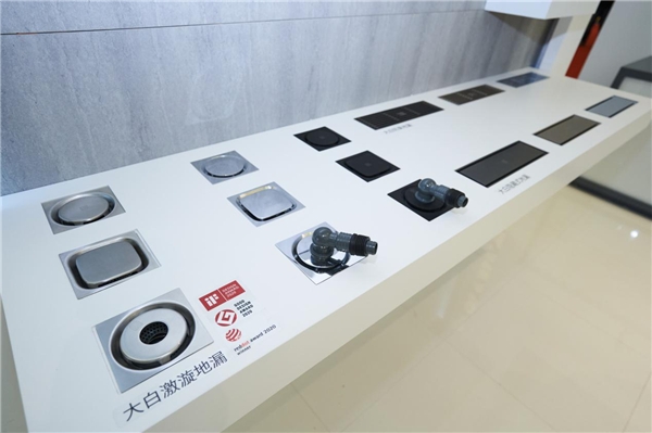 猝不及防，廈門(mén)大白暖了上海廚衛(wèi)展！