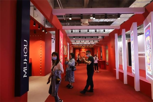 華系目后眼鏡亮相上海展，力推民族品牌進(jìn)程