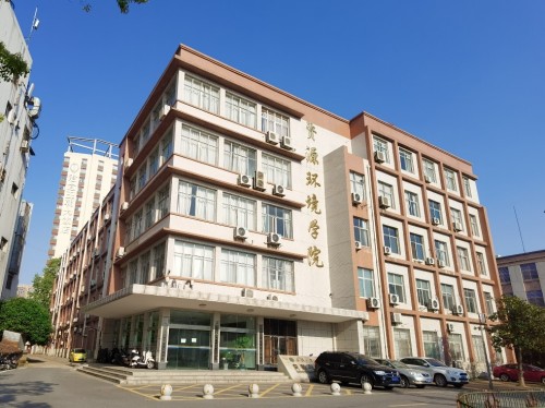 武漢大學杜清運：五大創(chuàng)新舉措引領(lǐng)智能時代地理信息人才培養(yǎng)