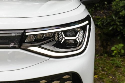新能源電動(dòng)汽車上汽大眾ID6X上市，價(jià)格239，888元-278，888元