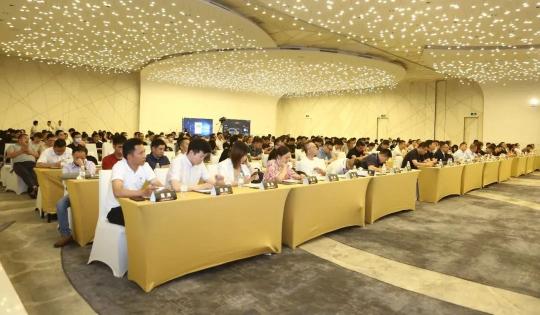 大屏就用艾比森！2021艾比森會(huì)議屏營(yíng)銷會(huì)上海站火熱開啟！