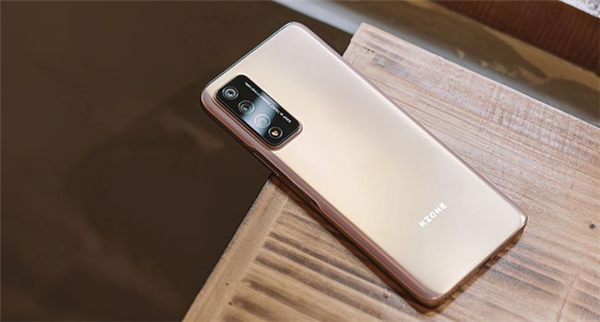 聯(lián)發(fā)科天璣芯片送上助攻，中國移動NZONE S7 Pro 5G手機(jī)發(fā)布