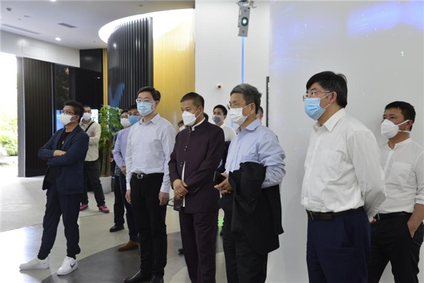 亞布力中國企業(yè)家考察團(tuán)到云從科技參觀考察 積極尋求合作契機(jī)