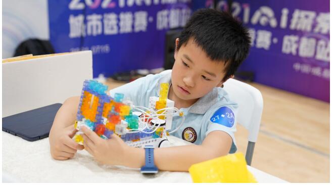 科創(chuàng)教育，朝向未來：2021 AI探索賽之KOOV選拔賽首“戰(zhàn)”成都