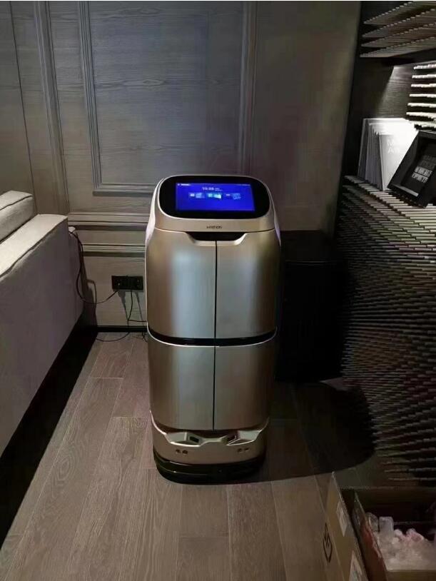 擎朗機器人進軍酒店行業(yè)，開啟智慧服務(wù)新紀元
