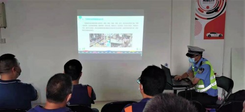 T3出行聯(lián)合佛山交警開展道路安全行駛培訓 共同守護出行安全