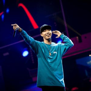 歌手辛巴：即使現(xiàn)實(shí)不夠美好，但你也要心存美好