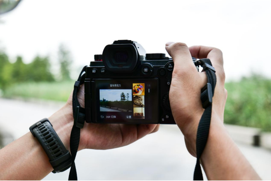 「進可攻退可守」的色彩表現(xiàn)，松下LUMIX S5拍照實測
