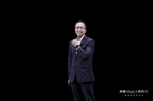 全新榮耀手表GS 3正式發(fā)布，8通道心率AI引擎精準(zhǔn)高效管理健康生活