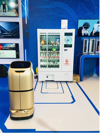 “渝”見(jiàn)AI：擎朗酒店機(jī)器人2021智博會(huì)大放異彩