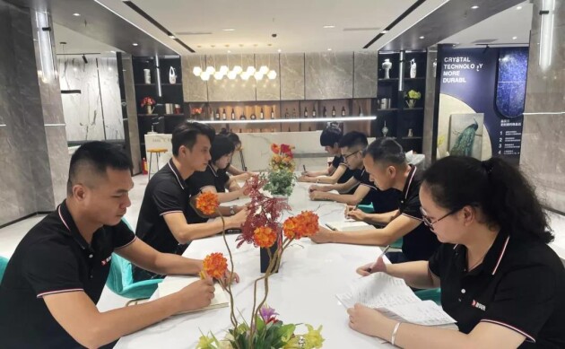 47年民族陶瓷品牌，兩代人的選擇與堅守
