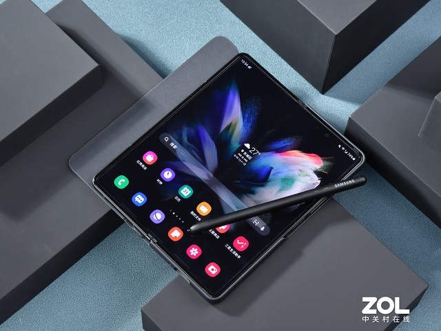 折疊屏也能防水，三星Galaxy Z Fold3全面測(cè)評(píng) 