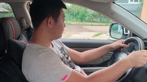 團油：順風(fēng)出行，善意相伴，90后拼車小哥二三事