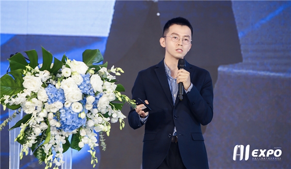 “商湯AI大裝置”亮相全球智博會，打開“虛實結(jié)合”生活新范式