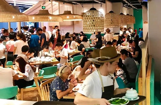 沒有一個(gè)深圳青年，能“走出”深圳地鐵