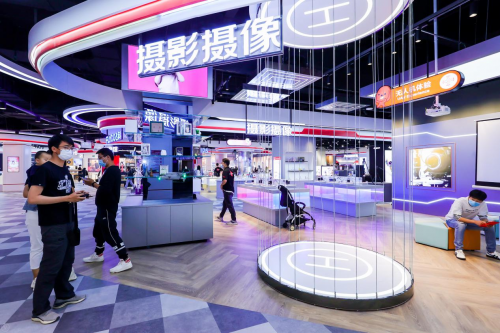 全國(guó)首家京東MALL盛大開(kāi)業(yè) 累計(jì)成交額破8000萬(wàn)