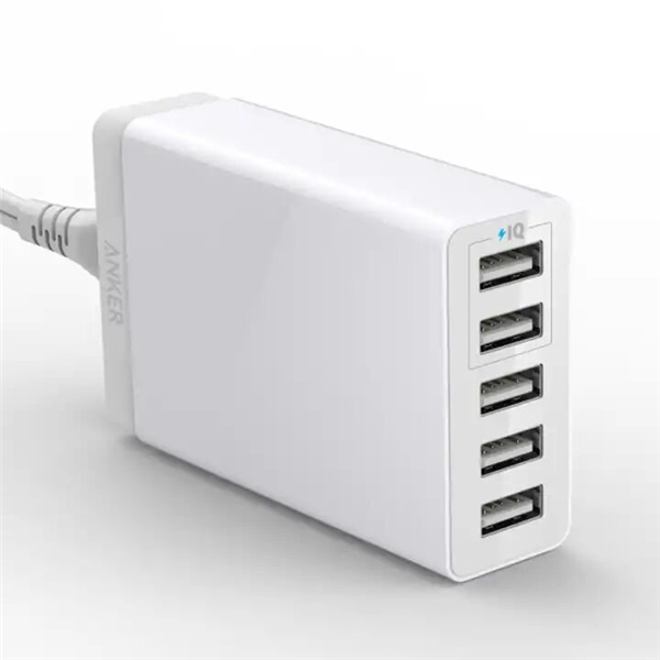 完美的家庭充電中樞——Anker安克25W 5口USB蘋果手機(jī)充電器