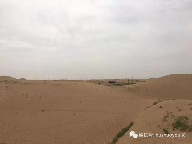 茫茫沙漠中，身價(jià)百億的他如釋重負(fù)！他特別提及，蒙?？偛帽R敏放是貴人！