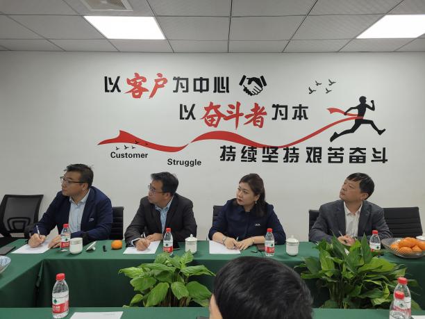 凝聚青年企業(yè)家力量，實(shí)現(xiàn)企業(yè)實(shí)力新飛躍 — 哈工大青企聯(lián)合會(huì)員來(lái)訪交流