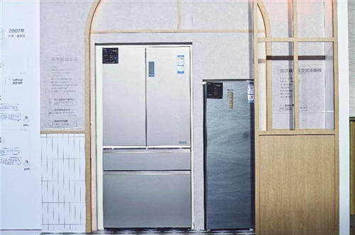 抓住年輕人的消費(fèi)習(xí)慣！海爾冰箱用食材拼出“國潮”建筑