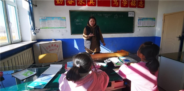 鄉(xiāng)村教師耿蘭蘭:也許他們只覺(jué)得好玩，但我愿意成全