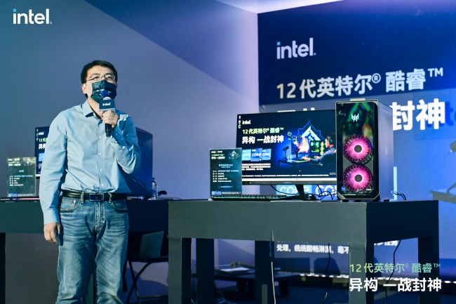 Intel12代U強悍加持！掠奪者圣盾7000開辟臺機新紀(jì)元！