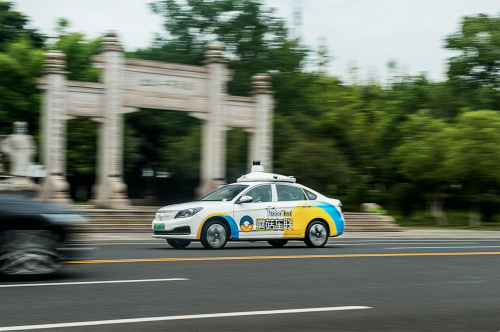 從單車(chē)智能到車(chē)路云一體化，百度、蘑菇車(chē)聯(lián)如何破解自動(dòng)駕駛難題？