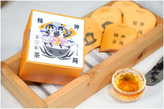 36氪深度采訪(fǎng)大龍網(wǎng)馮劍峰：花10億學(xué)費(fèi)，尋找跨境電商的解藥