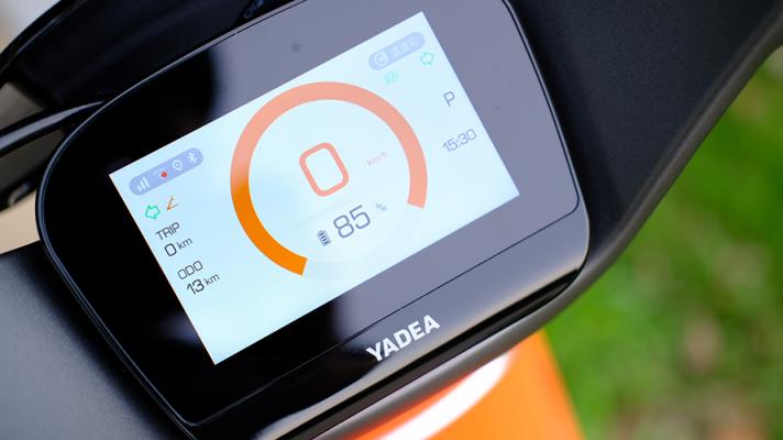 雅迪電動車VFLY L100 MAX電動車評測：高顏值、高性能的高端騎行體驗