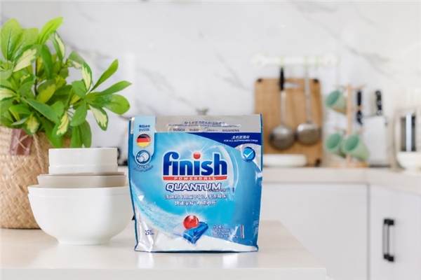 finish實(shí)力打造新一代洗碗機(jī)洗滌劑，量子極凈洗碗凝珠亮點(diǎn)多多
