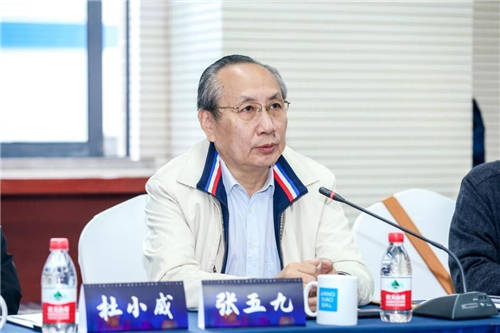 ?就在秋糖前，一批白酒泰斗密集調(diào)研了江小白