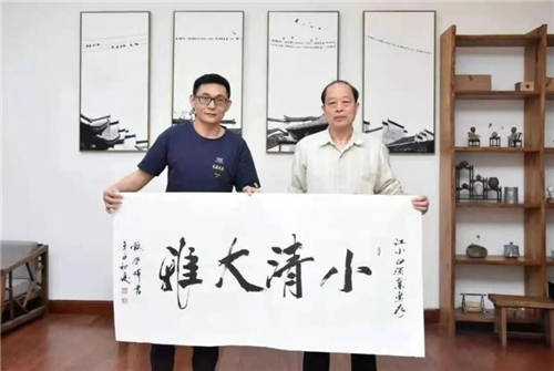 ?就在秋糖前，一批白酒泰斗密集調(diào)研了江小白