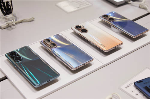 oppo reno 6已成過(guò)往 榮耀發(fā)布會(huì)進(jìn)入“小時(shí)倒數(shù)”