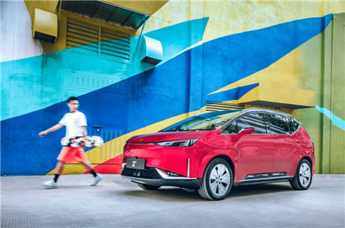 “我們提車?yán)?！”合?chuàng)Z03正式交付，不負(fù)等待